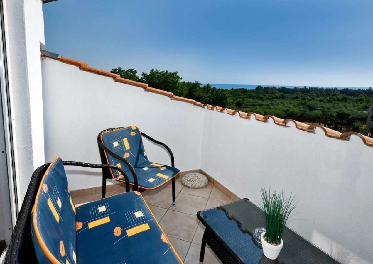 Apartman Del Mar Lejlighed Poreč Eksteriør billede